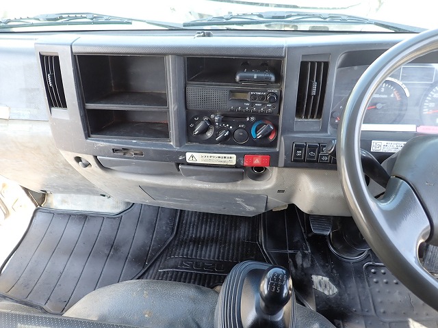ISUZU Elf Truck