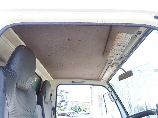 ISUZU Elf Truck