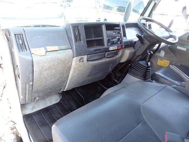 ISUZU Elf Truck