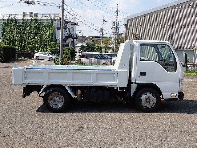 ISUZU Elf Truck