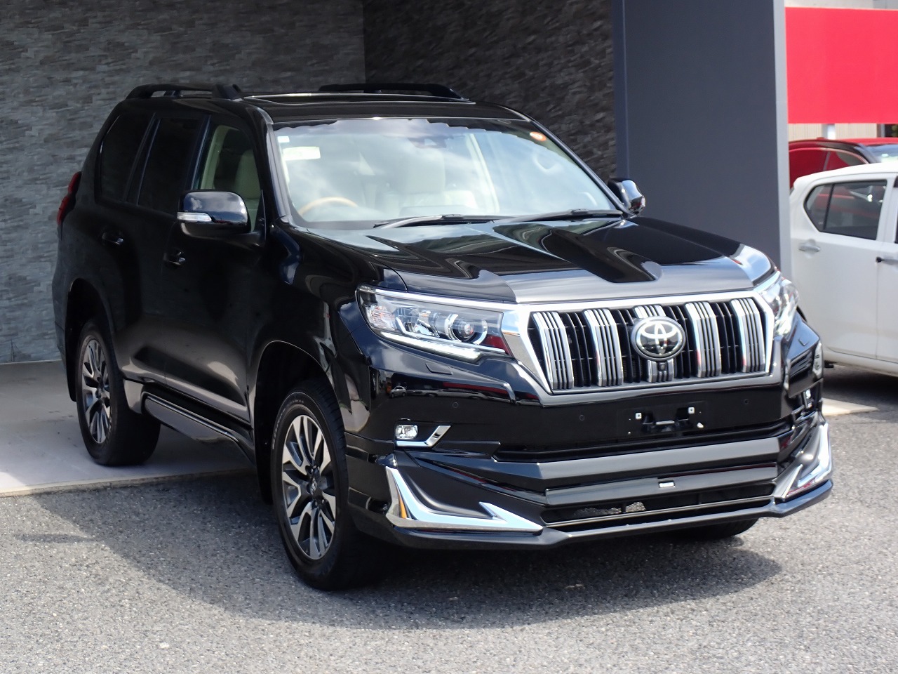 TOYOTA Land Cruiser Prado