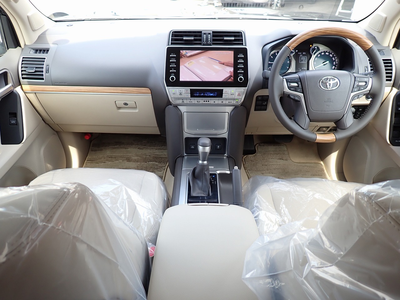TOYOTA Land Cruiser Prado