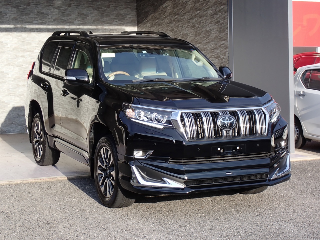 TOYOTA Land Cruiser Prado