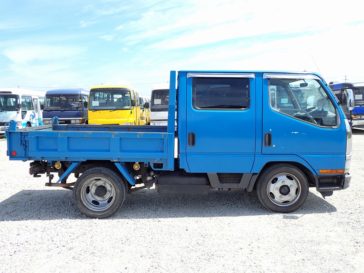 MITSUBISHI FUSO Canter