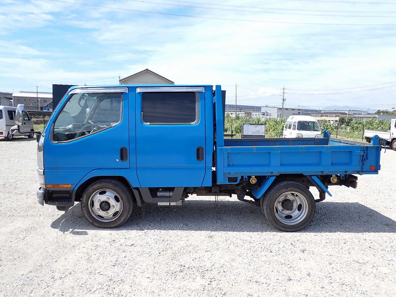 MITSUBISHI FUSO Canter