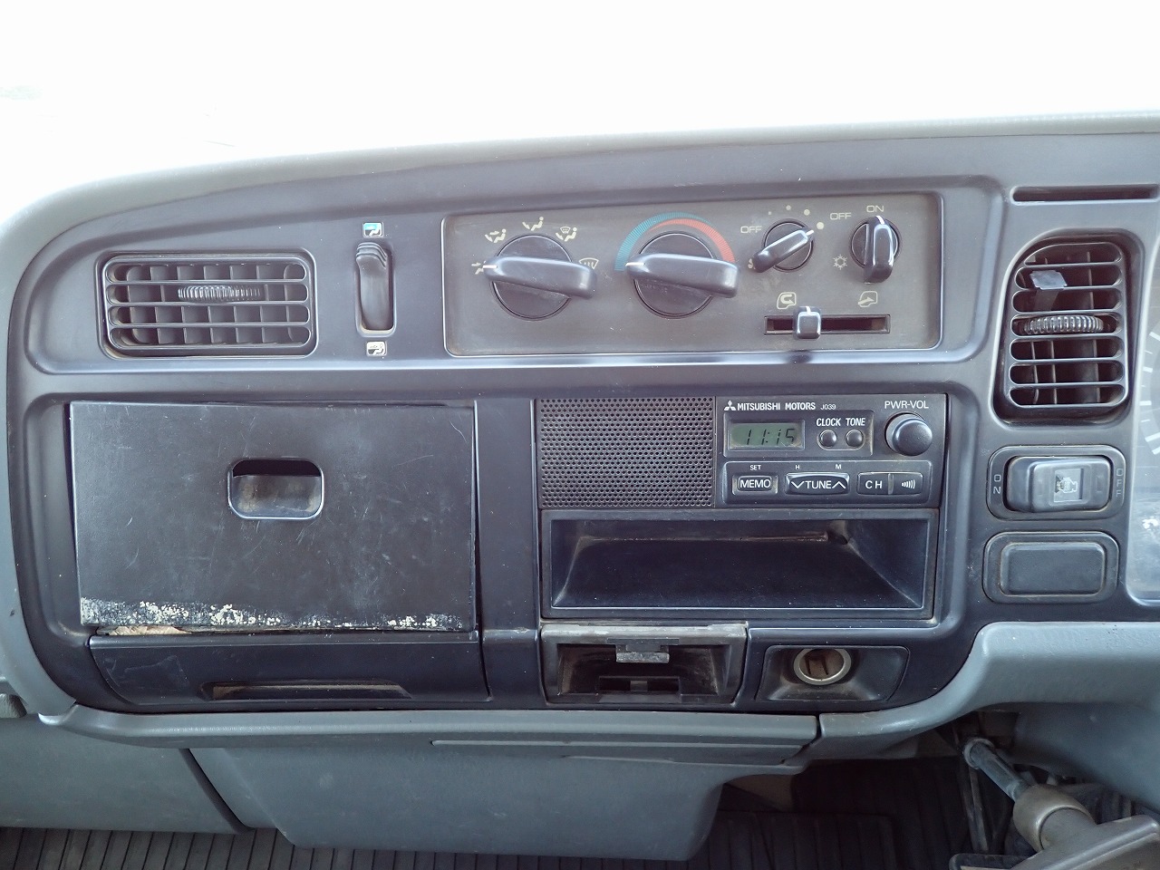 MITSUBISHI FUSO Canter