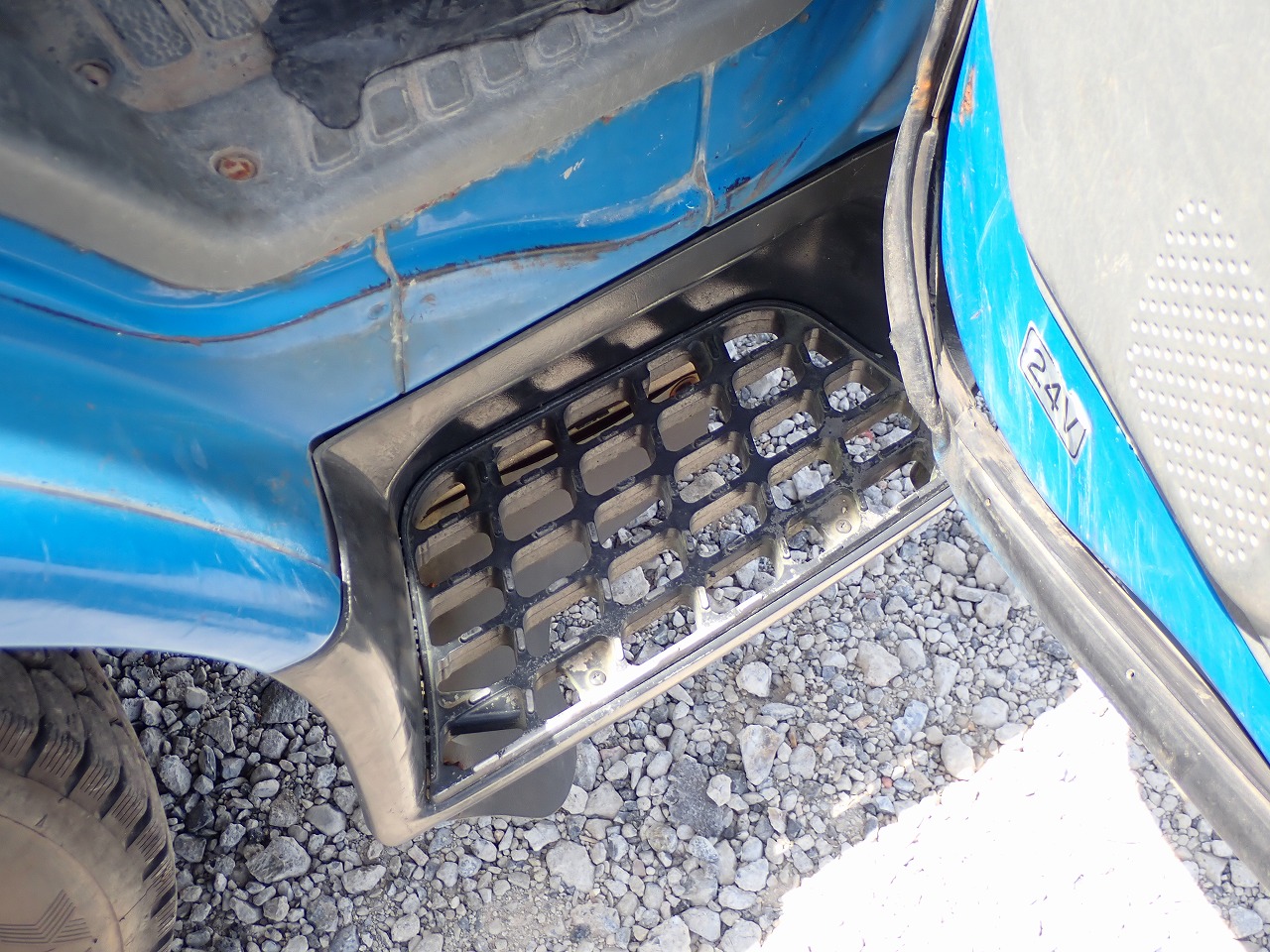 MITSUBISHI FUSO Canter