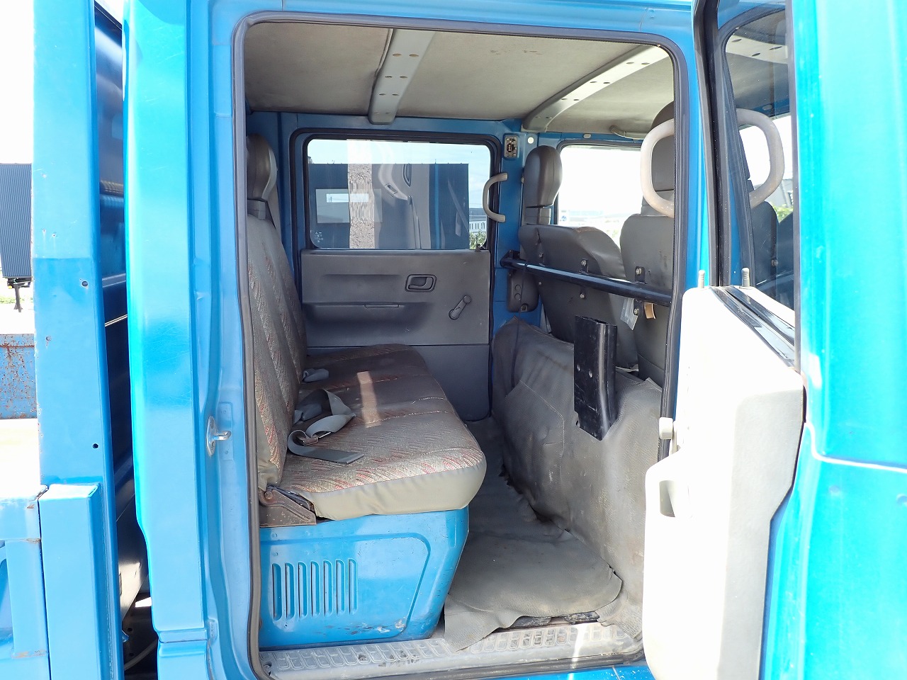 MITSUBISHI FUSO Canter