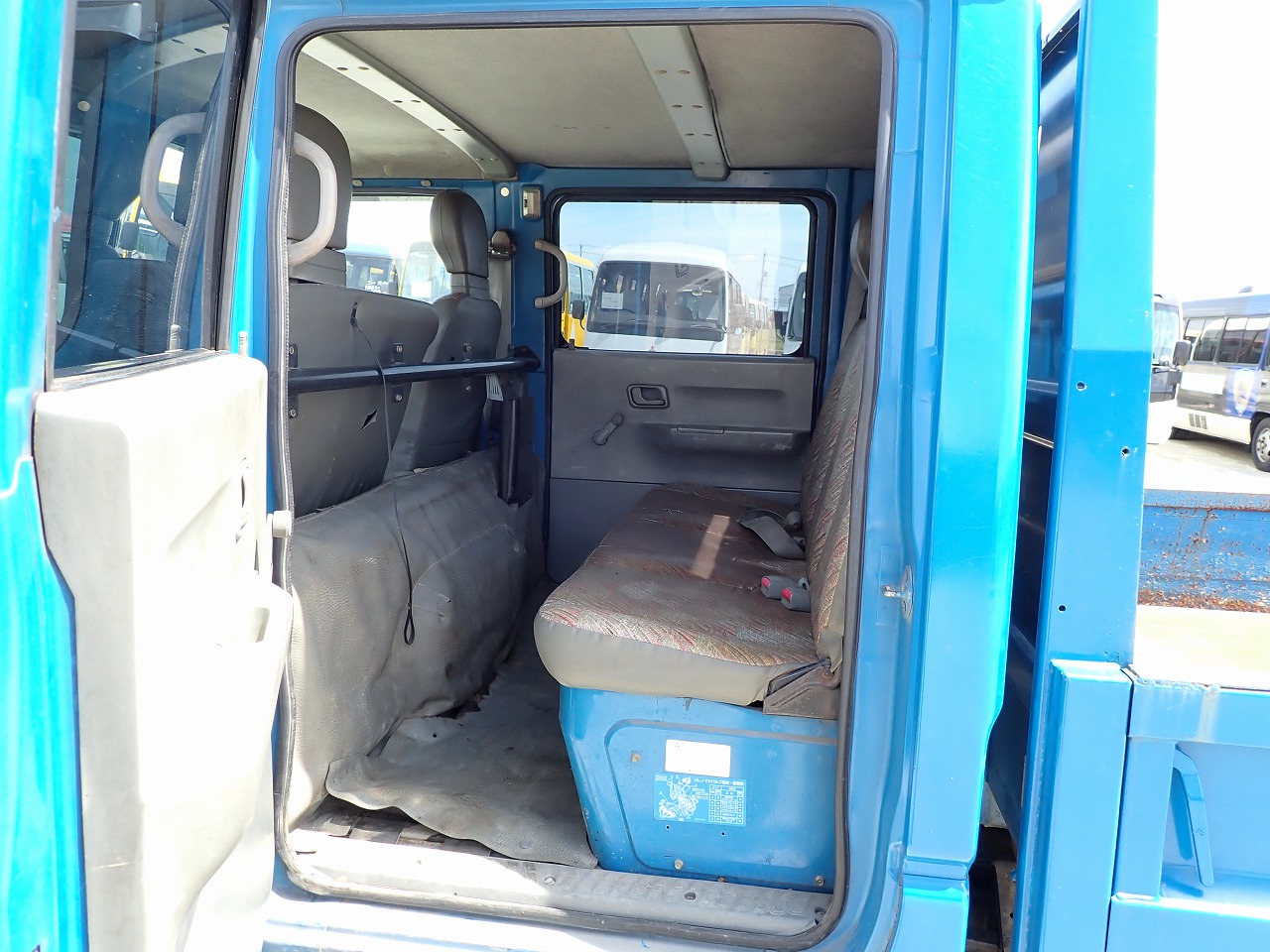 MITSUBISHI FUSO Canter