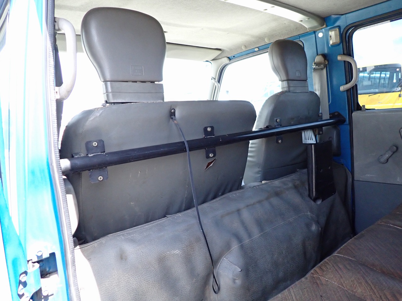 MITSUBISHI FUSO Canter
