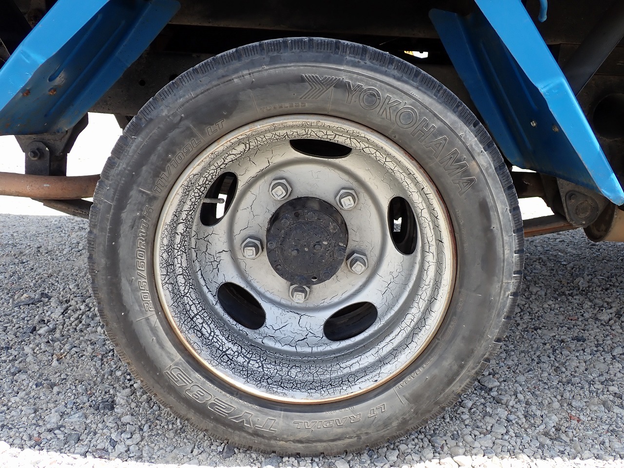 MITSUBISHI FUSO Canter