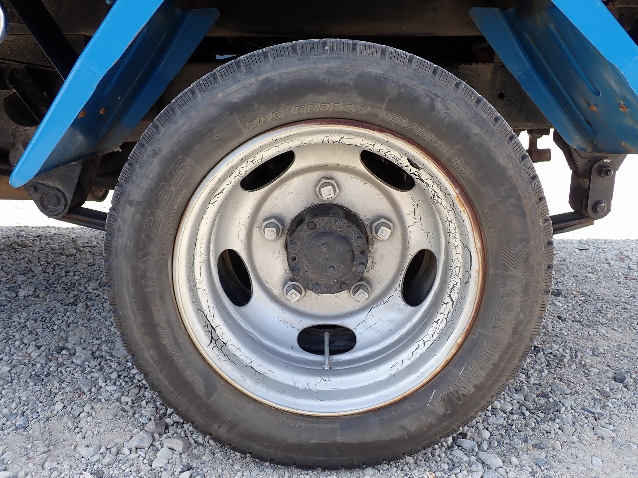 MITSUBISHI FUSO Canter