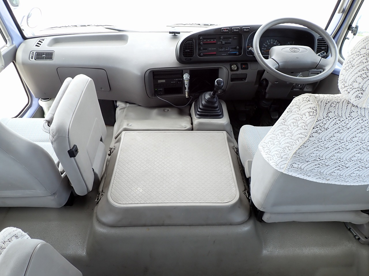 TOYOTA Coaster