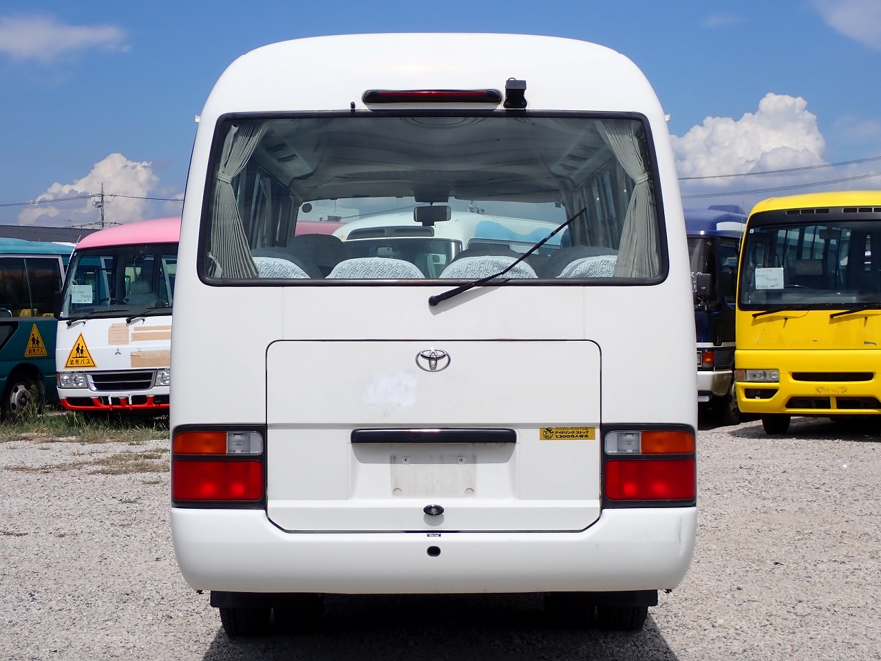 TOYOTA Coaster