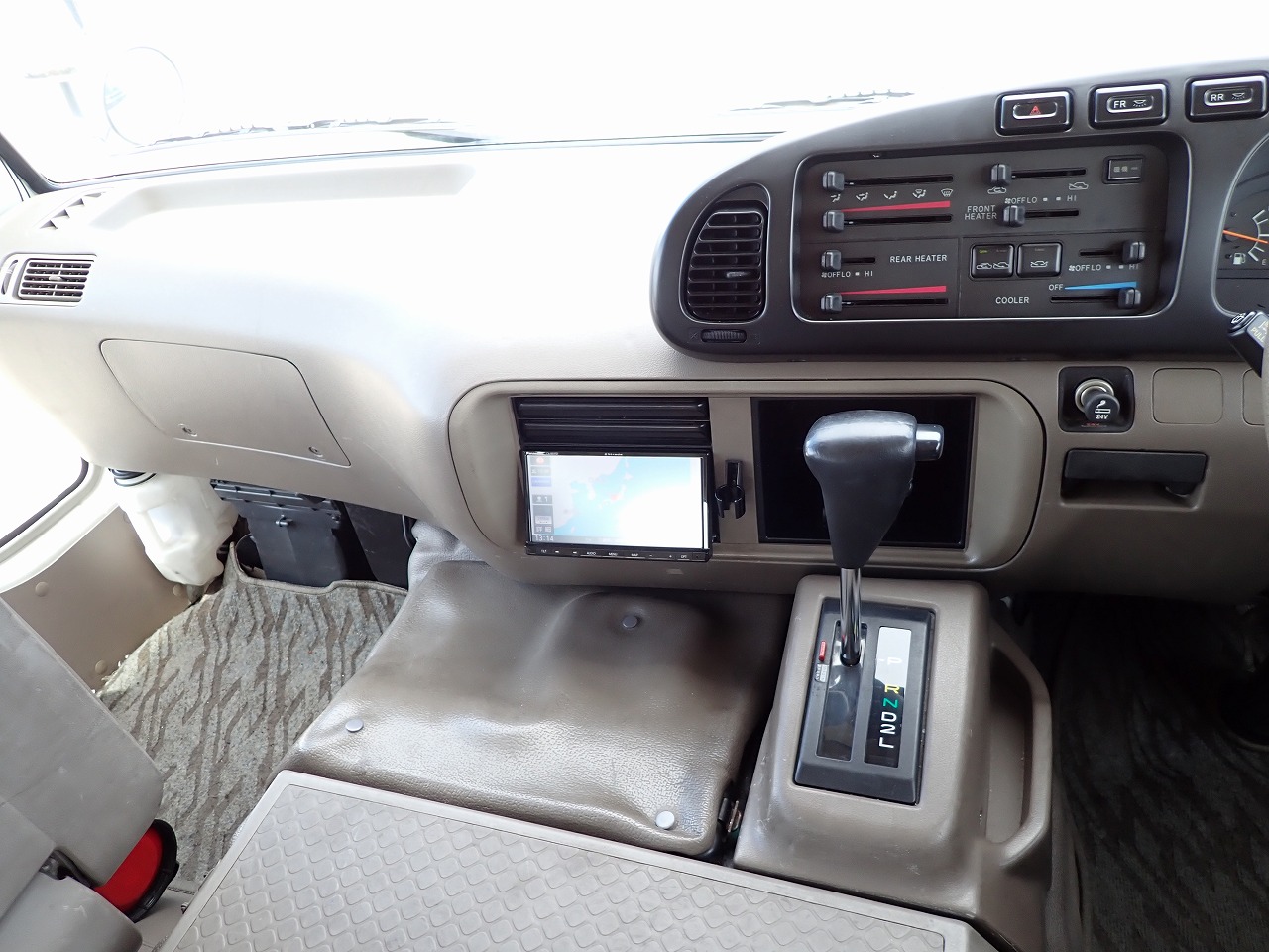 TOYOTA Coaster