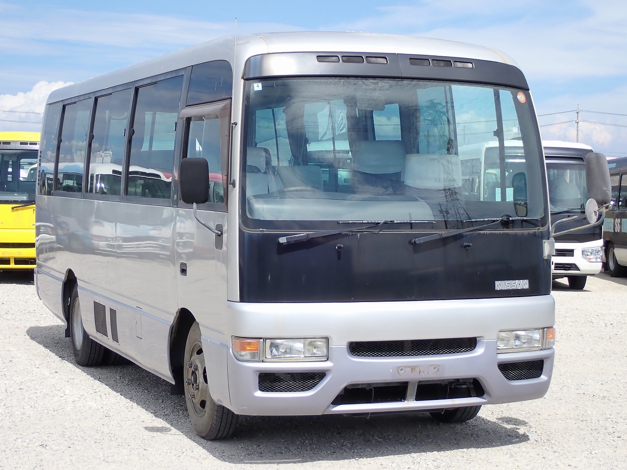 NISSAN Civilian Bus