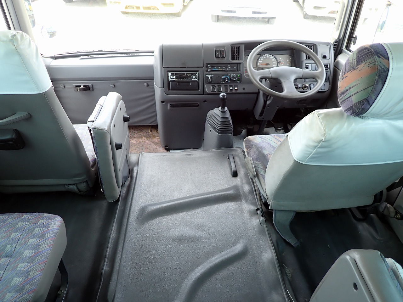 NISSAN Civilian Bus