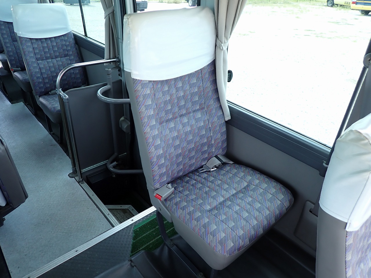 NISSAN Civilian Bus