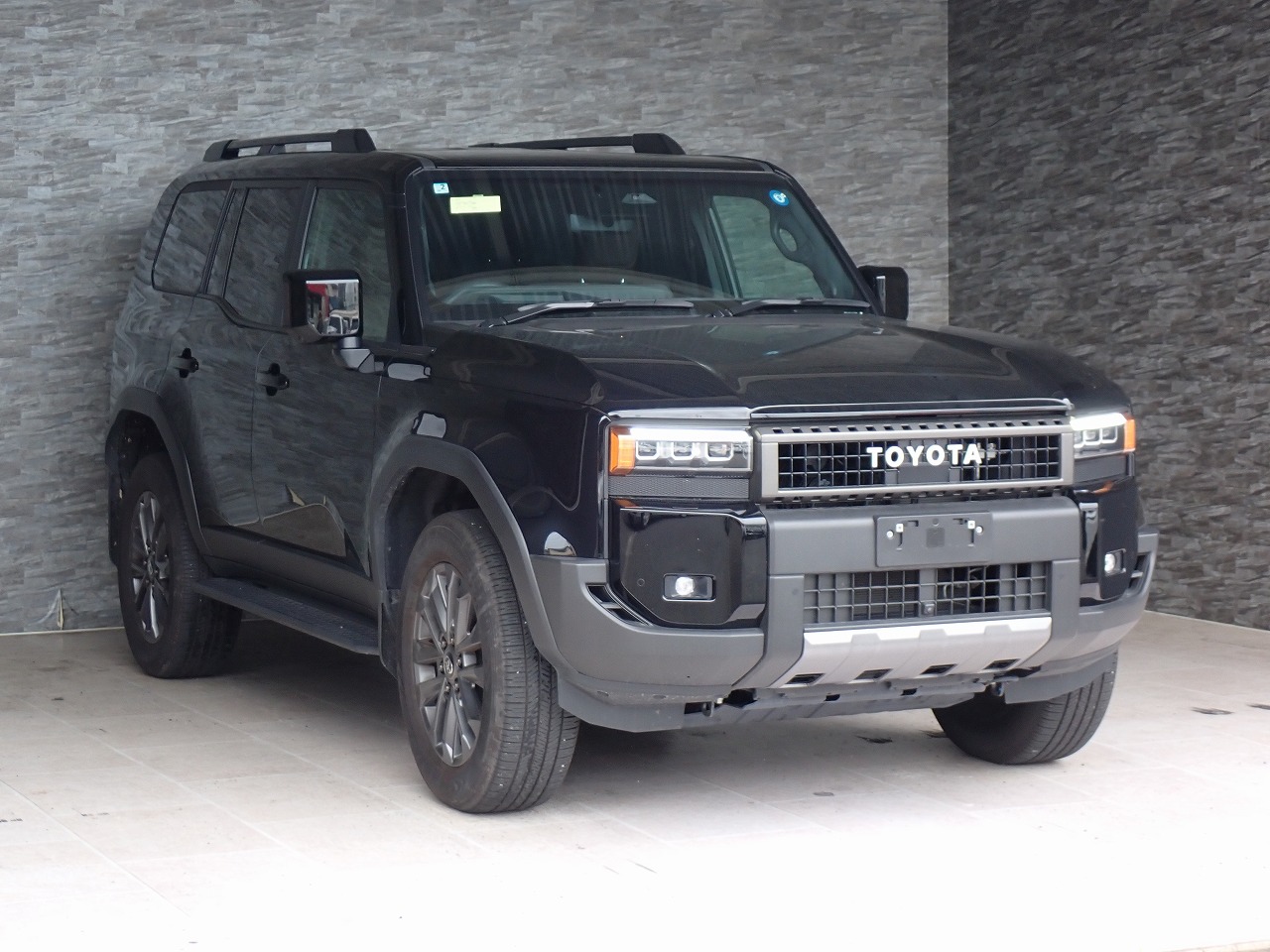 TOYOTA Land Cruiser 250