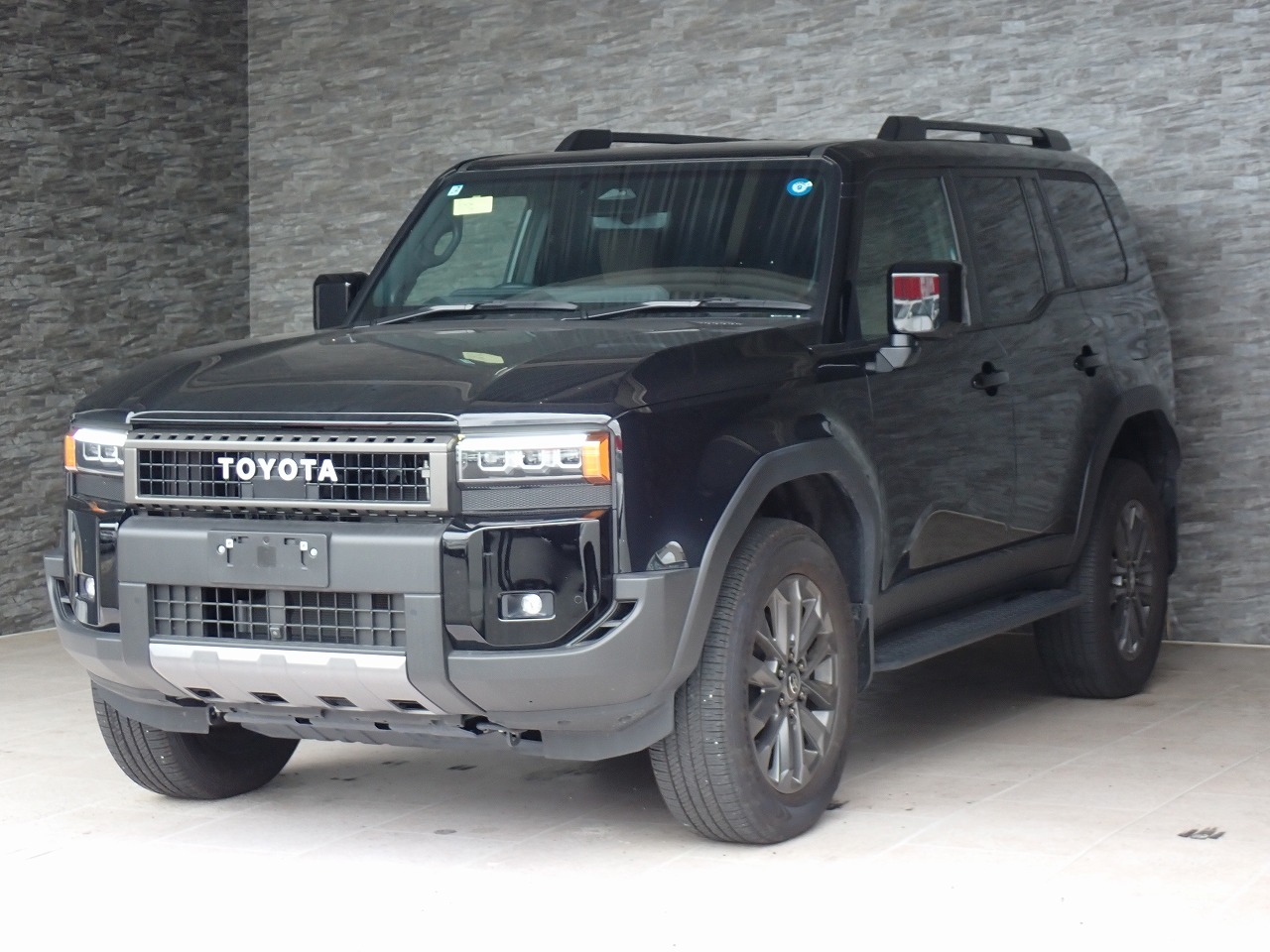 TOYOTA Land Cruiser 250