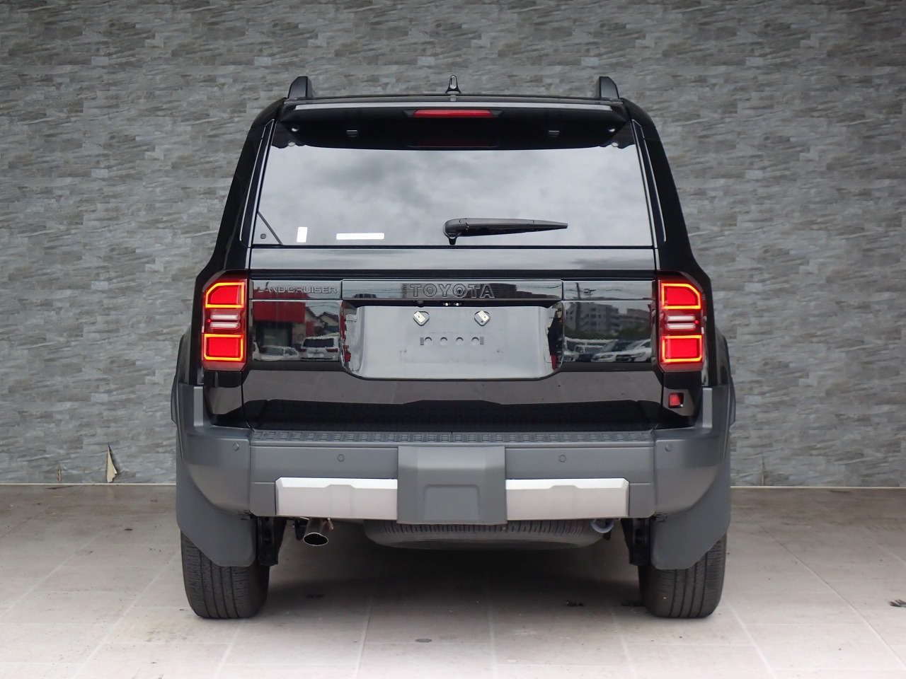 TOYOTA Land Cruiser 250