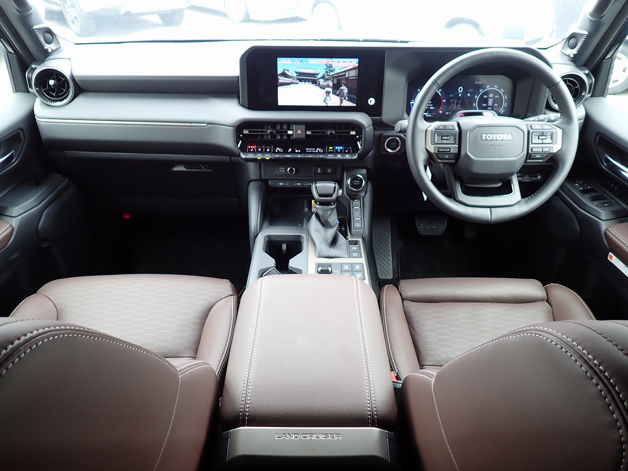 TOYOTA Land Cruiser 250