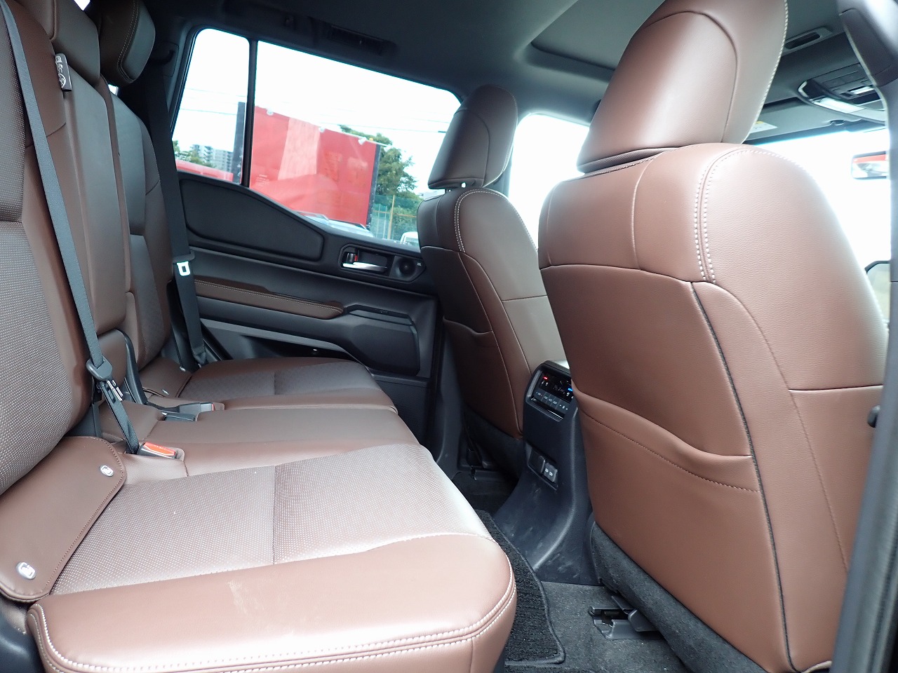 TOYOTA Land Cruiser 250