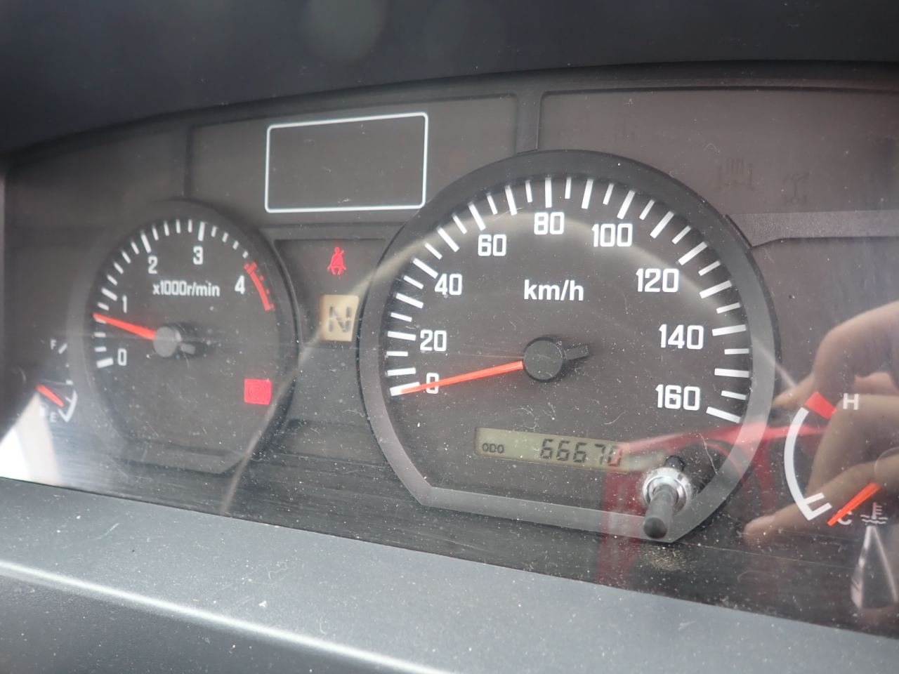 ISUZU Elf Truck