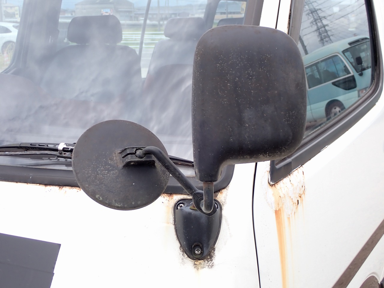 TOYOTA Hiace Commuter