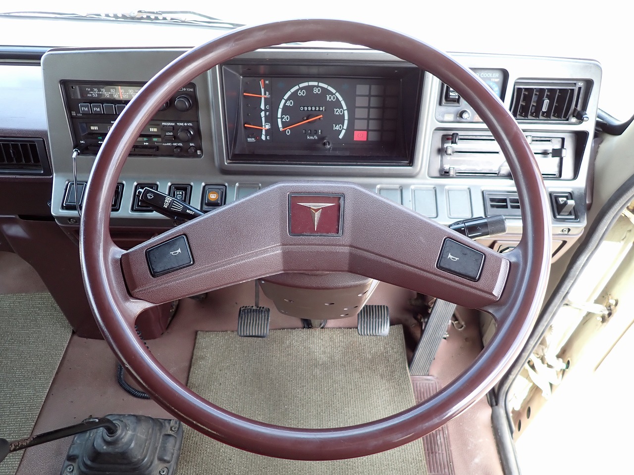 TOYOTA Coaster