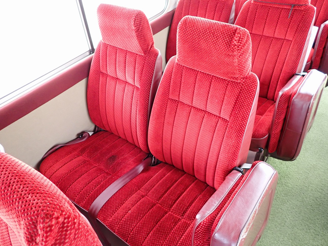 TOYOTA Coaster