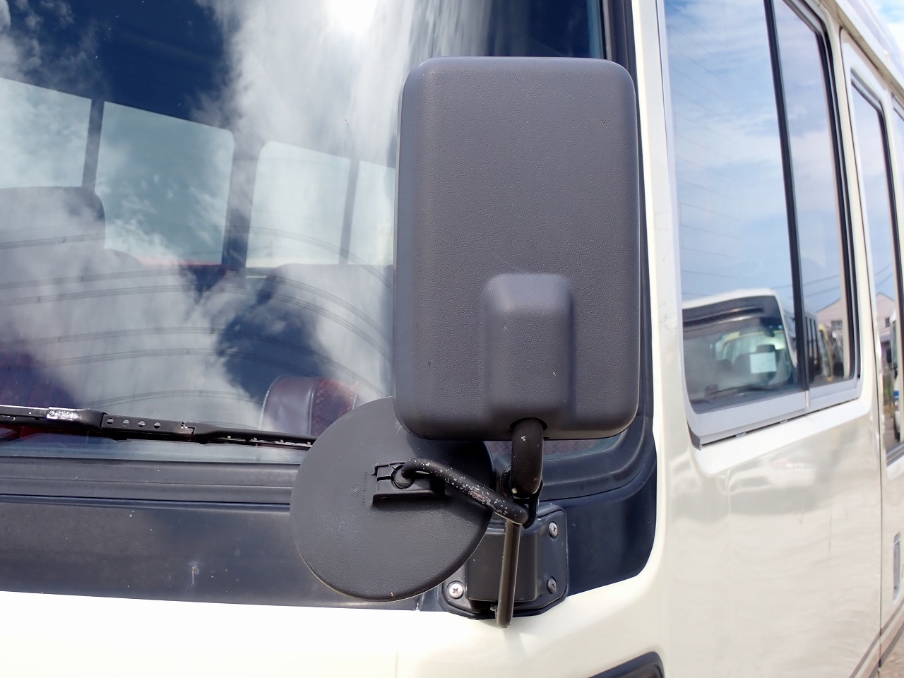 TOYOTA Coaster