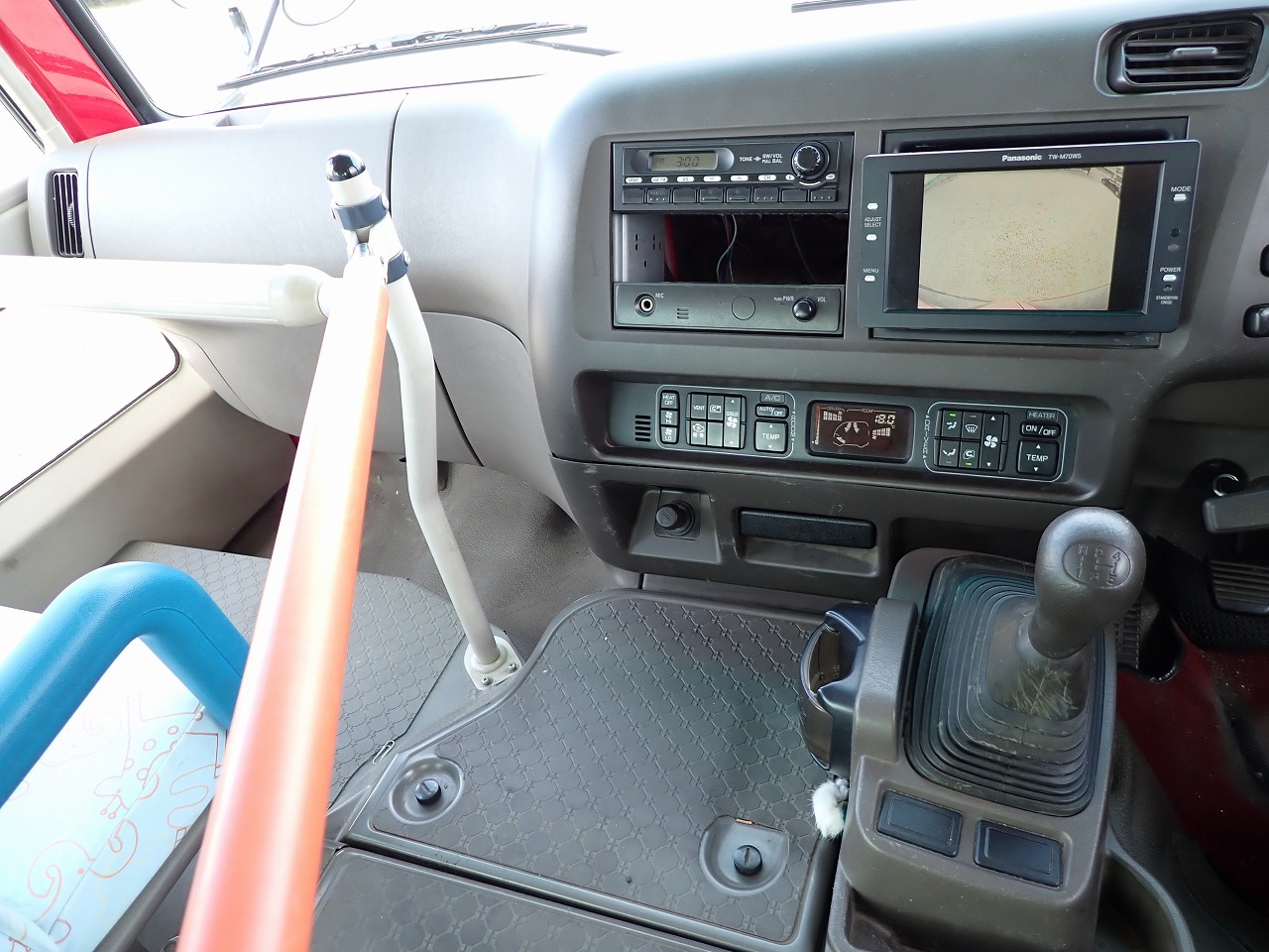 MITSUBISHI Rosa