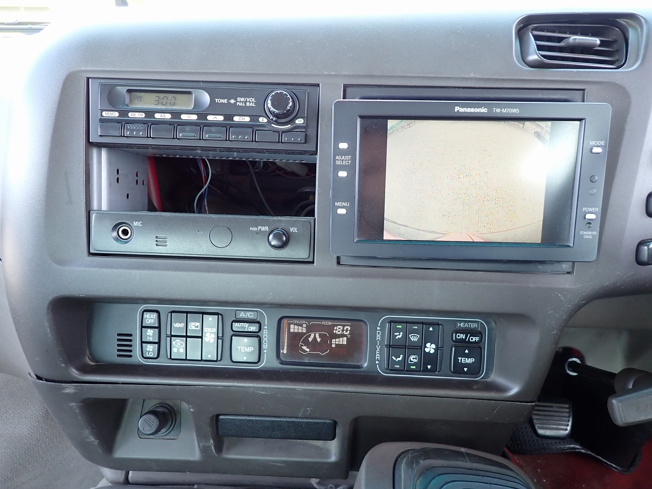 MITSUBISHI Rosa