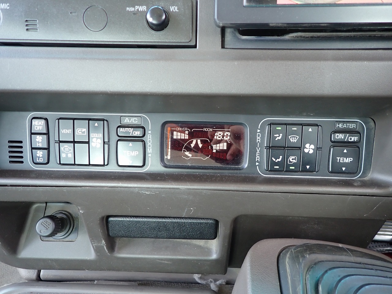 MITSUBISHI Rosa