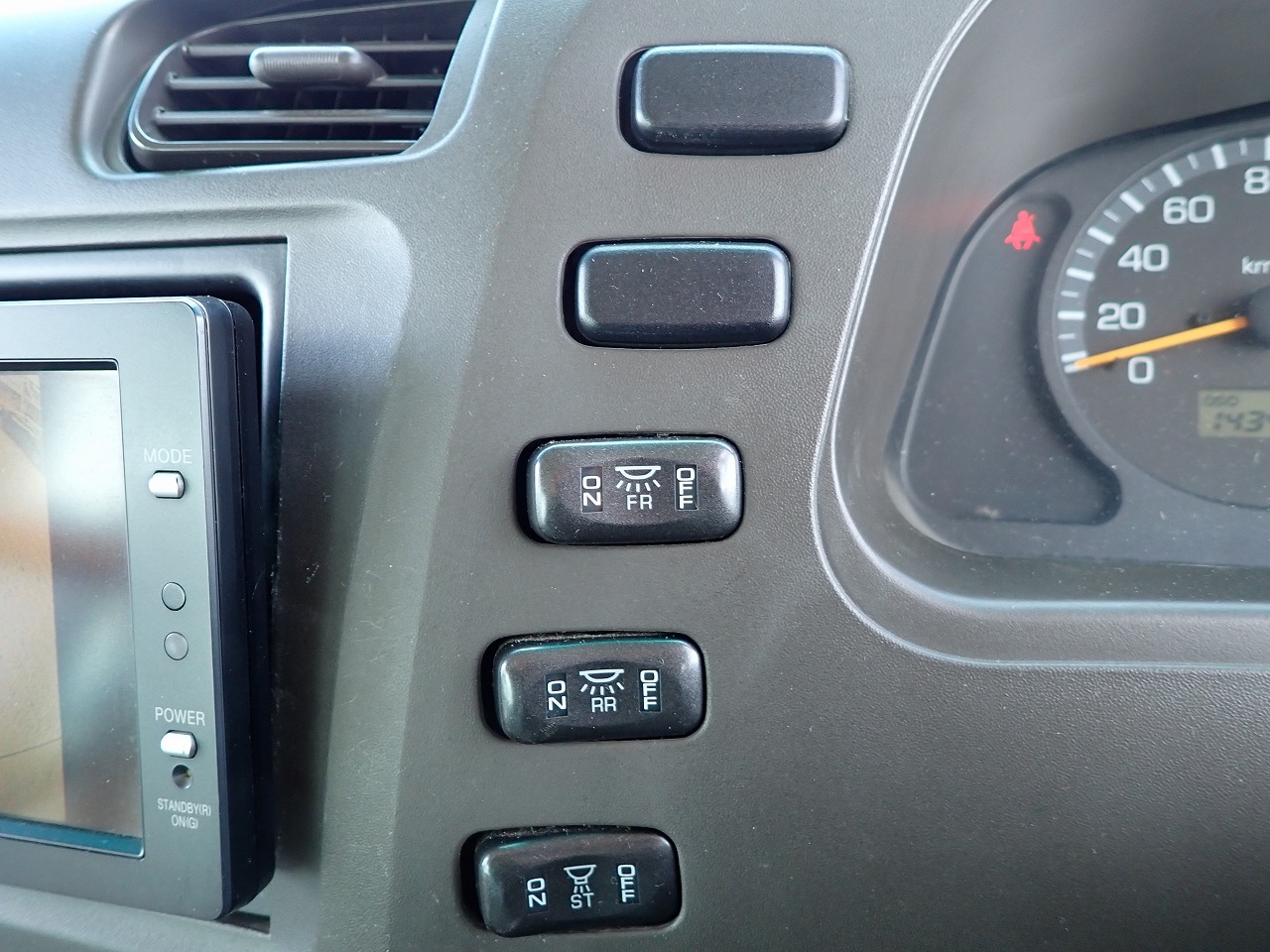 MITSUBISHI Rosa