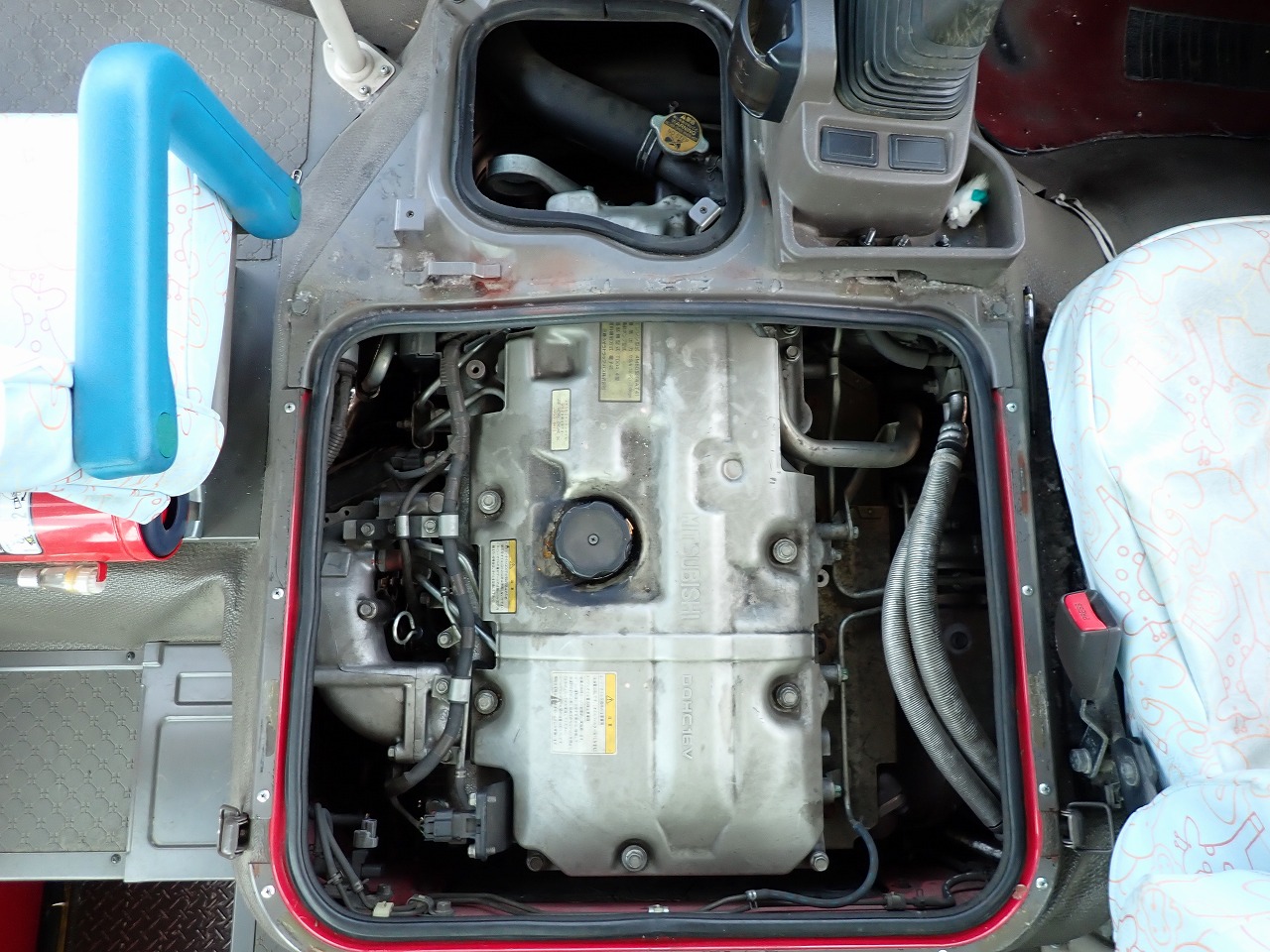 MITSUBISHI Rosa