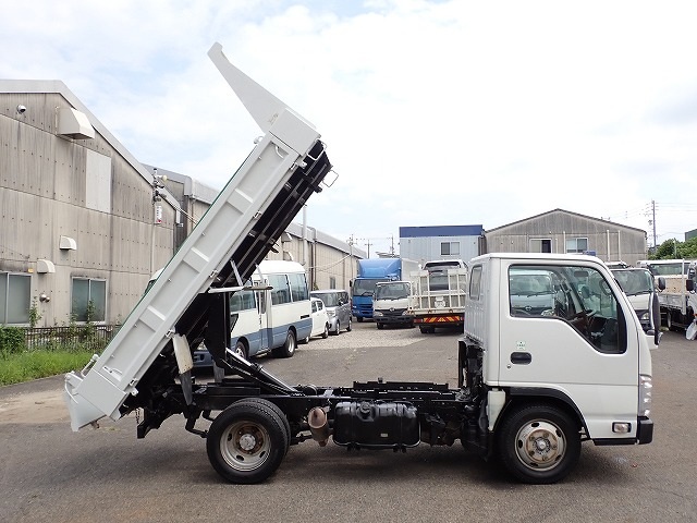 ISUZU Elf Truck