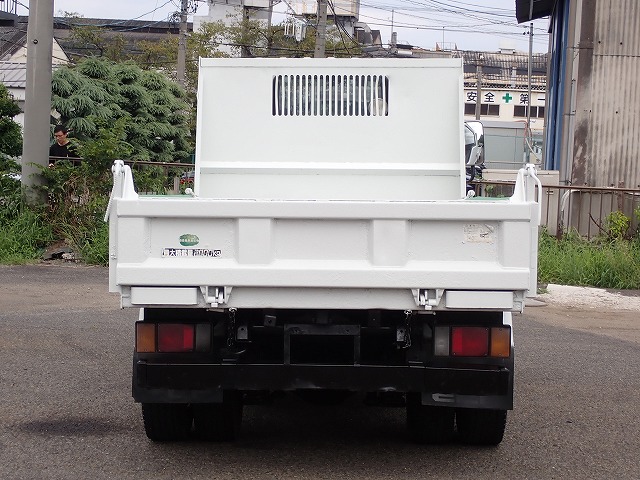 ISUZU Elf Truck
