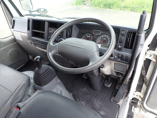 ISUZU Elf Truck
