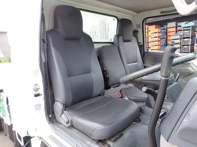 ISUZU Elf Truck