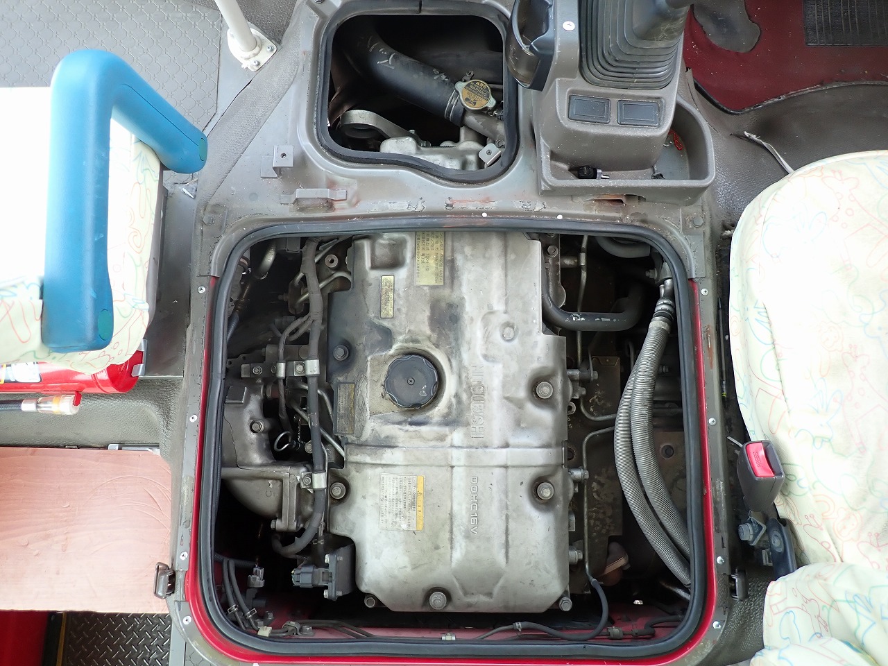 MITSUBISHI Rosa