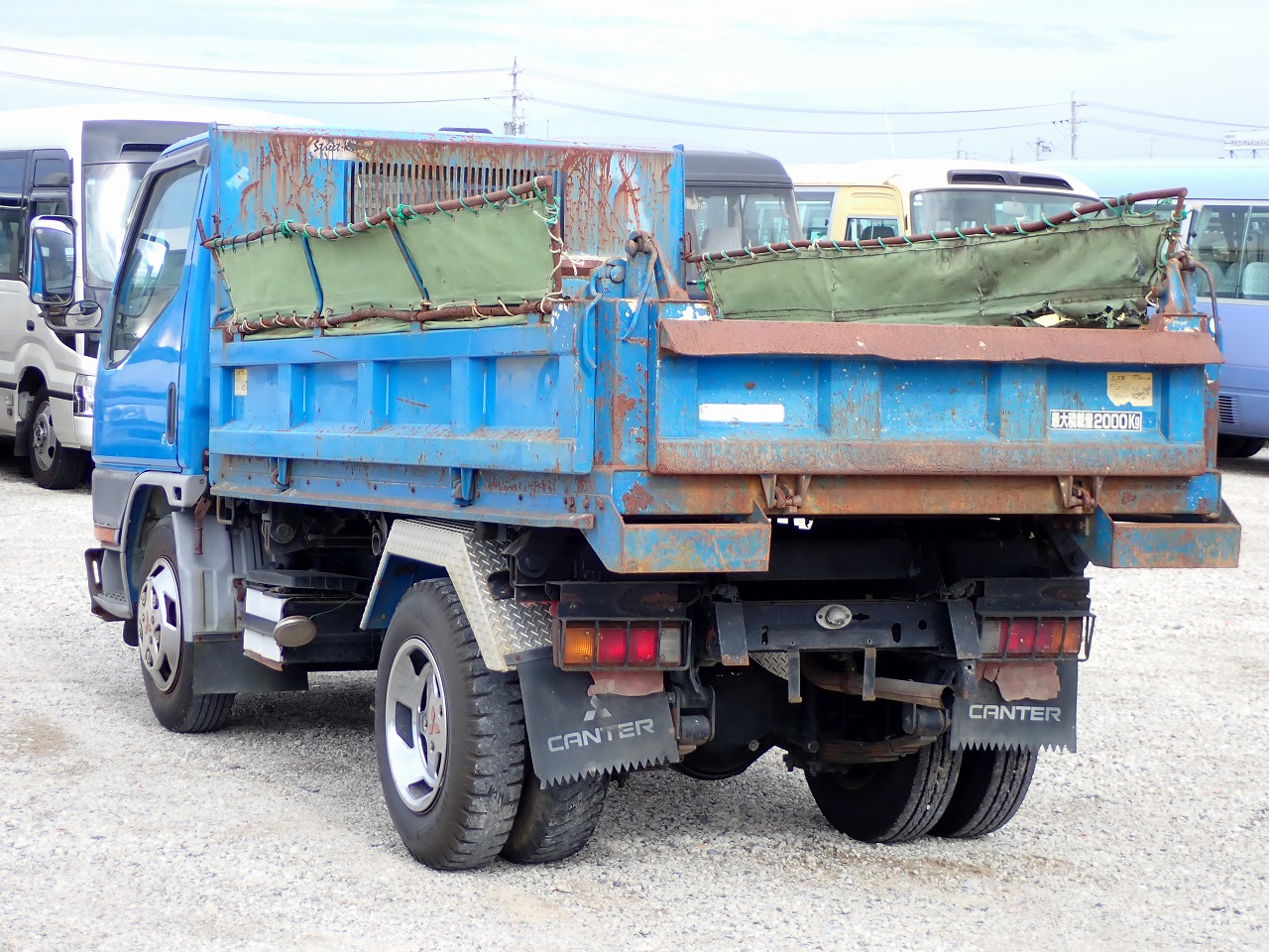 MITSUBISHI FUSO Canter