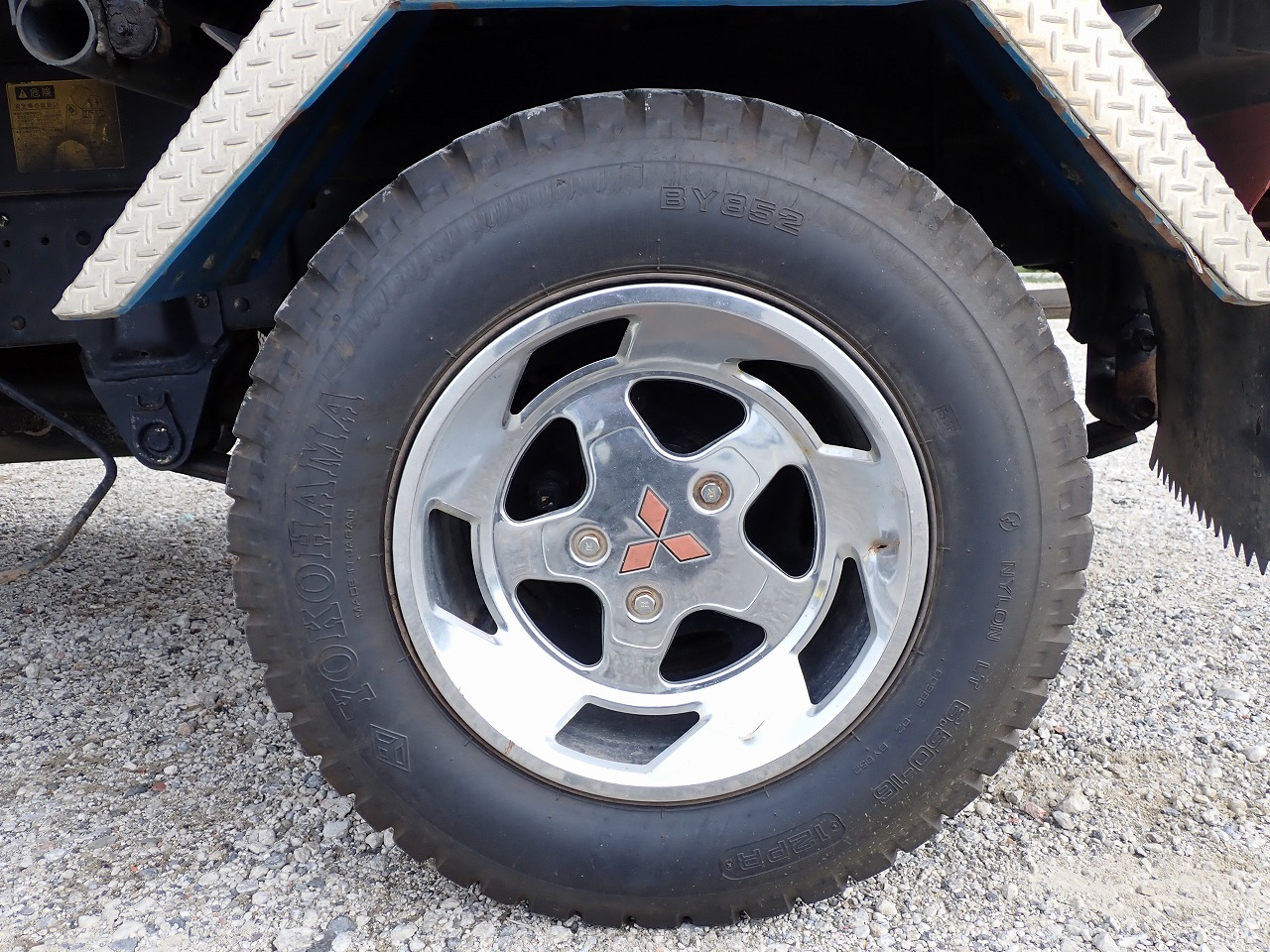 MITSUBISHI FUSO Canter