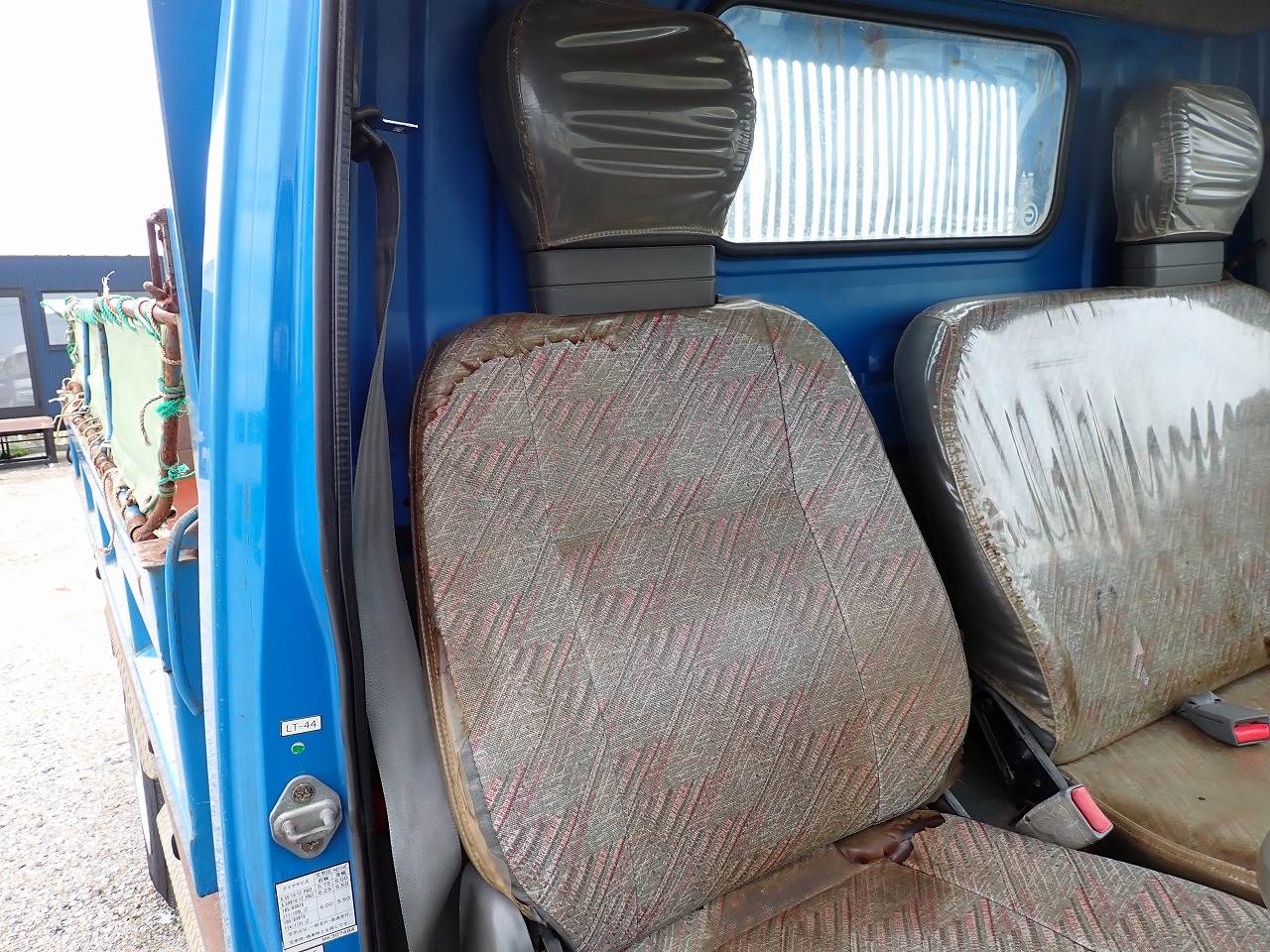 MITSUBISHI FUSO Canter