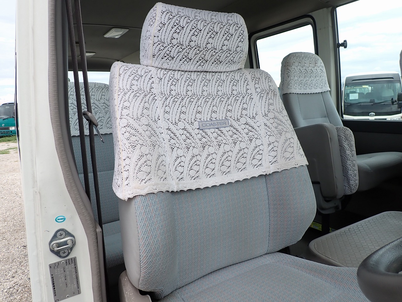 TOYOTA Coaster