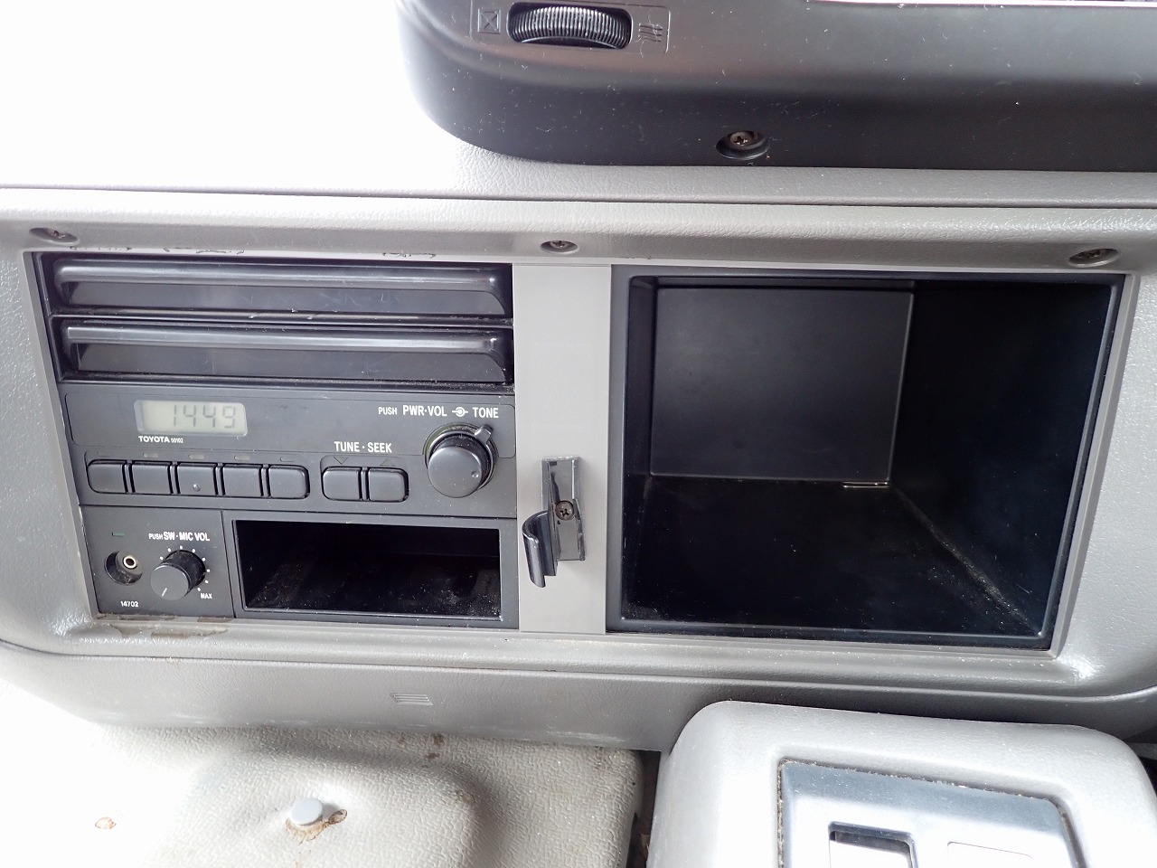 TOYOTA Coaster