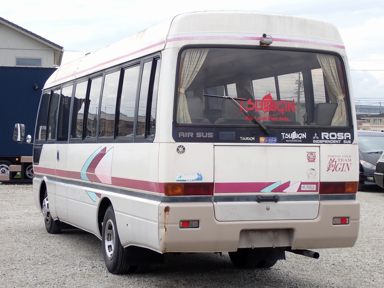 MITSUBISHI Rosa