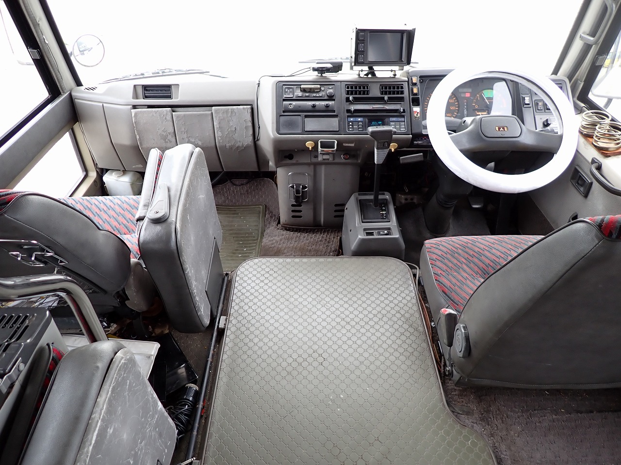 MITSUBISHI Rosa