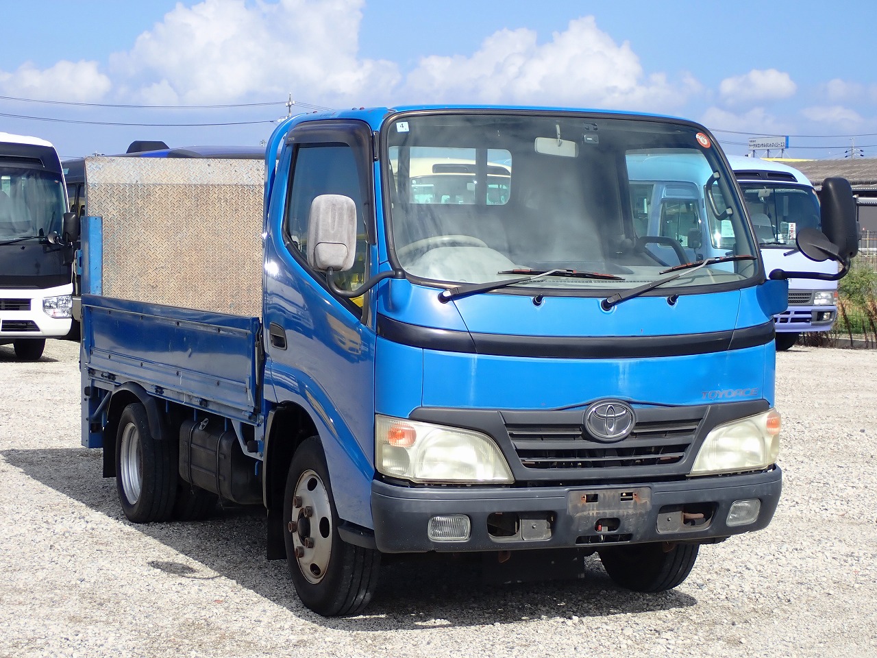 TOYOTA Toyoace